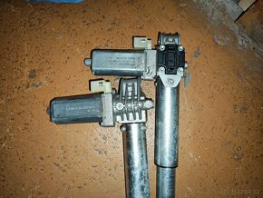 Zbytek dilu z sedacek bmw e60 - 2