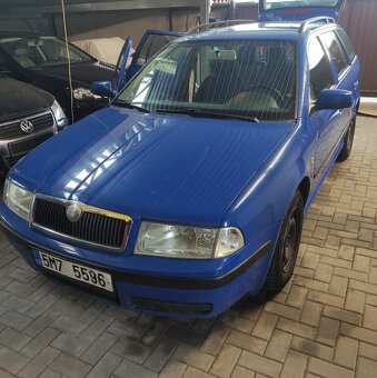 Škoda Octavia combi LPG Tour Modrá - 2
