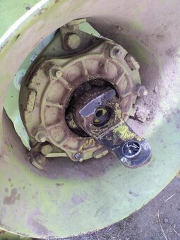 Koupím Claas Trabant díly náhonu - 2