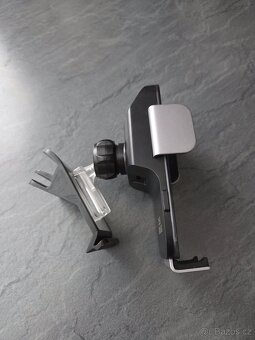 Držák telefonu Tesla model 3/Y - 2