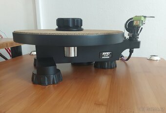 Gramofon Avid Ingenium - 2