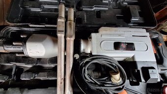 Bourací  kladivo - 2