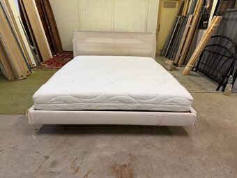 Postel 160x200 s matrací - 2