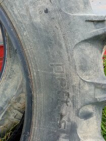 Traktorové pneumatiky 16.9-38 - 2