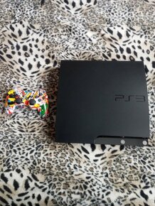 PlayStation 3 slim - 2