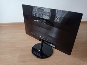 LCD monitor Phillips 22" - 2