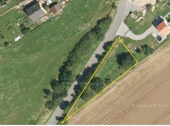 Stavební pozemek 789m2 na okraji Moravského krasu - 2