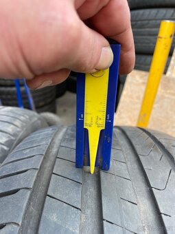 Letní pneu 255/45/19 - 2
