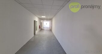 Pronájem skladového prostoru 208 m² - 2
