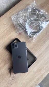 Apple iPhone 11 Pro Max, 256GB - 2