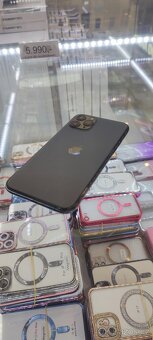 Apple iPhone 11 Pro 64GB - 2