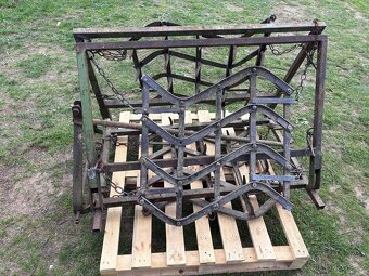 lehké rozkládací brány za traktor nebo malotraktor - 2