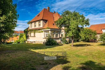 Prodej velice atraktivní, částečně rekonstruované a moderniz - 2
