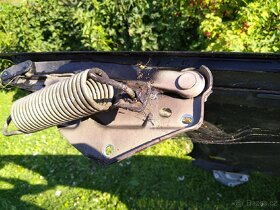 Přední kapota Volvo V70, bez poškození, lak na rozleštění - 2