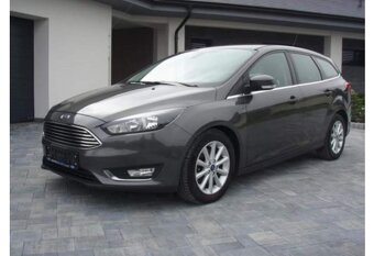 Ford Focus 2.0Tdci 110kW Titanium Powershift - 2