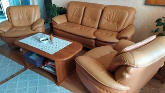 Prodám levně hezkou koženou sedací soupravu - 2