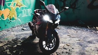 Yamaha yzf-r125 - 2