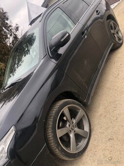 Mitsubishi Outlander Phev - 2