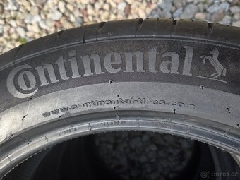 Téměř nové letní Continental ContiSportContact 235/50/19 - 2