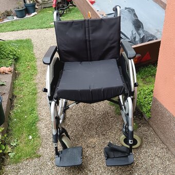 Invalidní vozík - 2