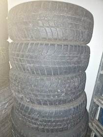 PNEU 185/60/15 - 2