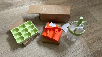 Nespresso cestovní hrnek, formy na led a nanuky - 2