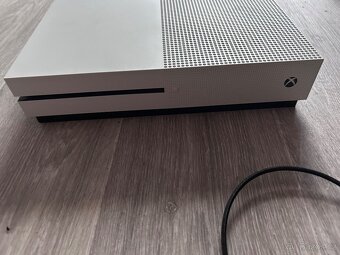 Xbox ONE S 500 GB - 2