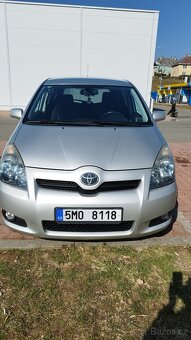 Prodam toyota corolla verso - 2