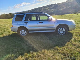 Subaru Forester SG 2.0i AWD 4x4 - 2