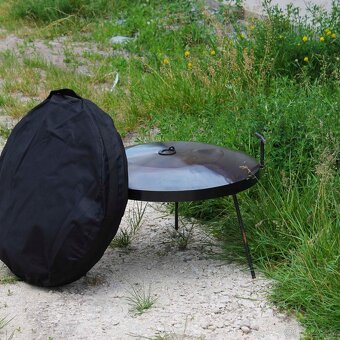 Zahradní pánev s poklicí + obal - 2