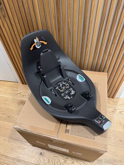 Cybex Sirona + základna - 2