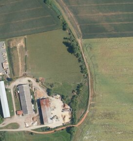 RYBNÍK = VODNÍ PLOCHA ,15 min.autem od D1, EXIT 12 Říčany - 2