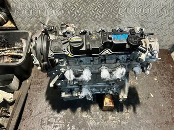 Ford Fiesta MK8 motor 1.5TDCI XUJM - 2