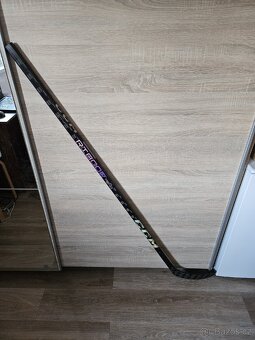 CCM hokejka Ribcore Trigger 7 PRO, pravá, 75 flex, p29 - 2