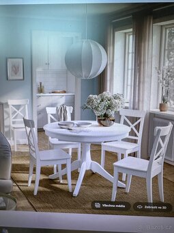 Rozkládací stůl se dvěmi židlemi v bílé barvě. - 2