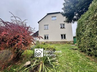 Dvougenerační dům 340 m², s částečnou půdní vestavbou a dalš - 2