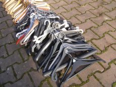 Ramínka dřevěná, plastová - 2