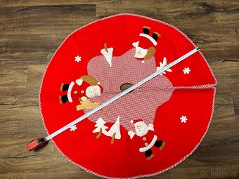 Vánoční látkový koberec pod vánoční stromeček - červený - 2