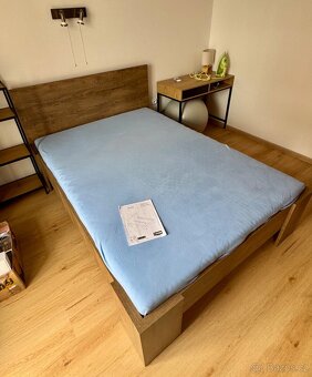 Postel VEDDE 140×200 divoký dub + matrace + rošt - 2