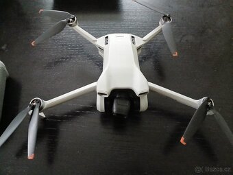 dron DJI Mini 3 - 2