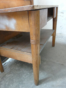 STARÝ DŘEVĚNÝ STŮL - 2