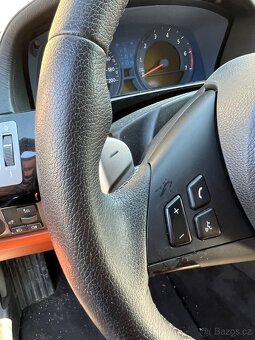 Volant BMW M5 E60 vymena - 2