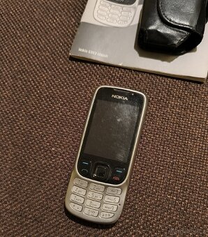 Nokia 6303 Classic – bez baterie - 2