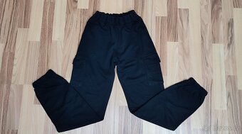 Dívčí černé tepláky, vel. 14+ - 2