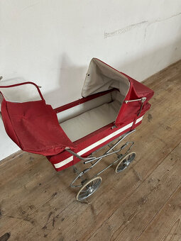 Retro kočárek pro panenky - 2
