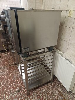 Konvektomat UNOX XEVC-0511-E1LM - 2