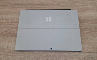 Microsoft Surface Pro 7 (i5-1035G4, 8 GB RAM, 128 GB SSD) - 2