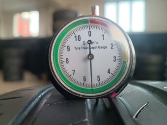 225/40 R18 CONTINENTAL (0619) - 2