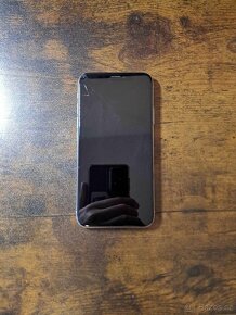 iPhone X 64GB (+Obal, nabíječka, sklo, baterie) - 2