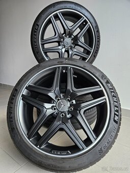 Orig. Mercedes AMG - Letní 255/40/20 - Zánovní - 2